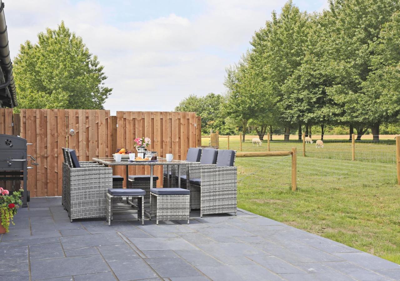 3 Bed in Barsham oc-bbarn