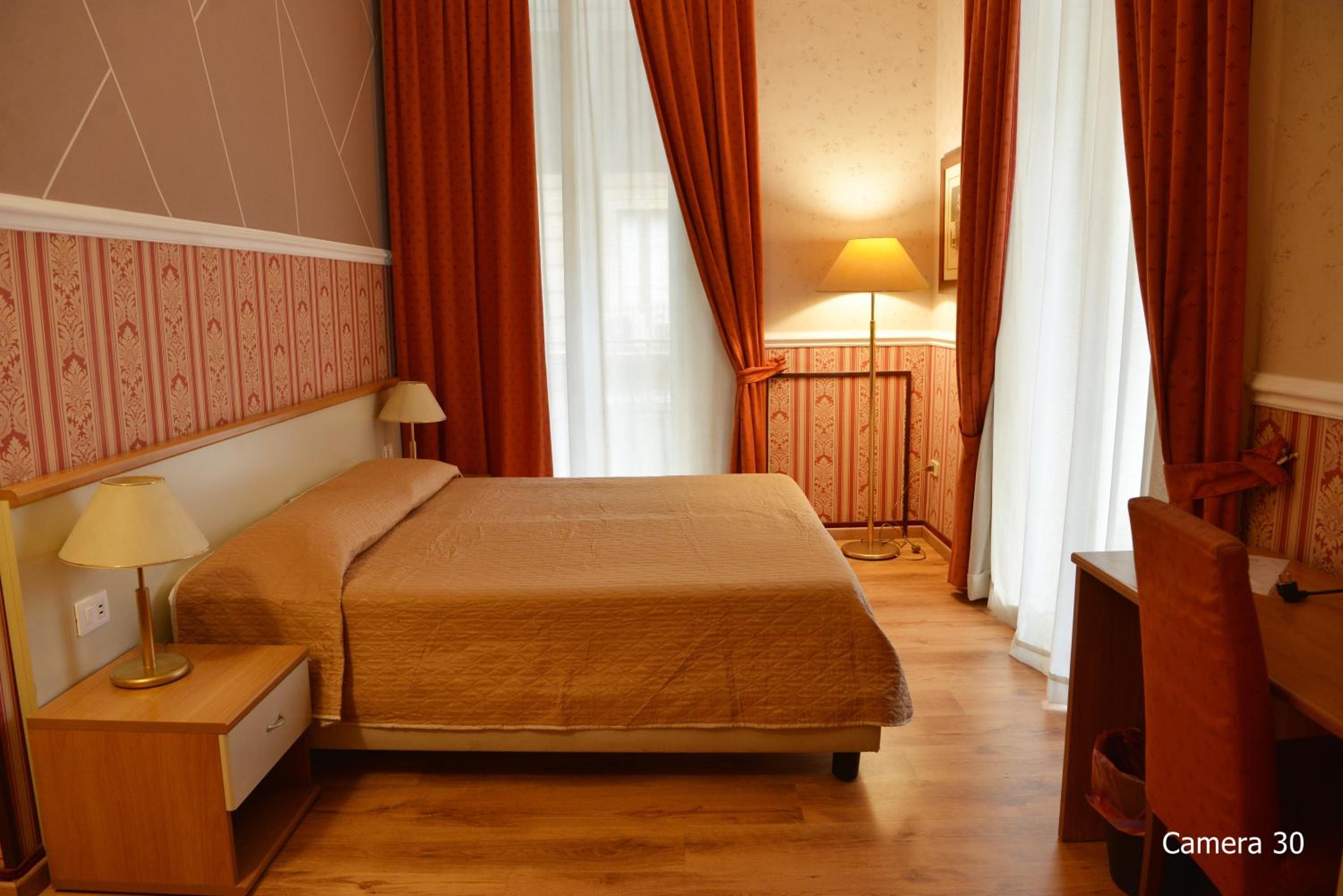 Catania Centro Rooms view 4