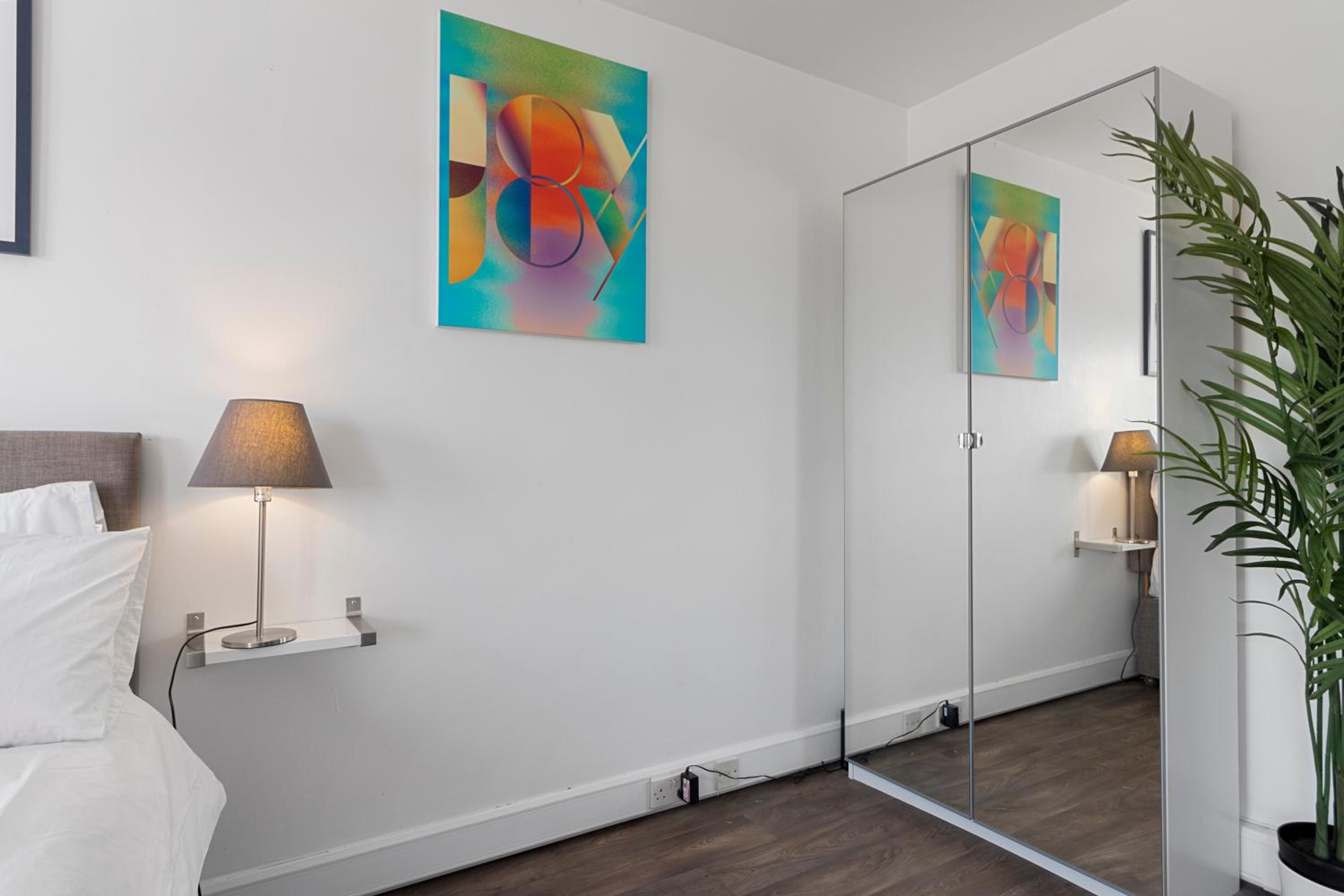 City Centre Studio Apartments - Ashton Apartment - Short Stays UK Ltd view 5