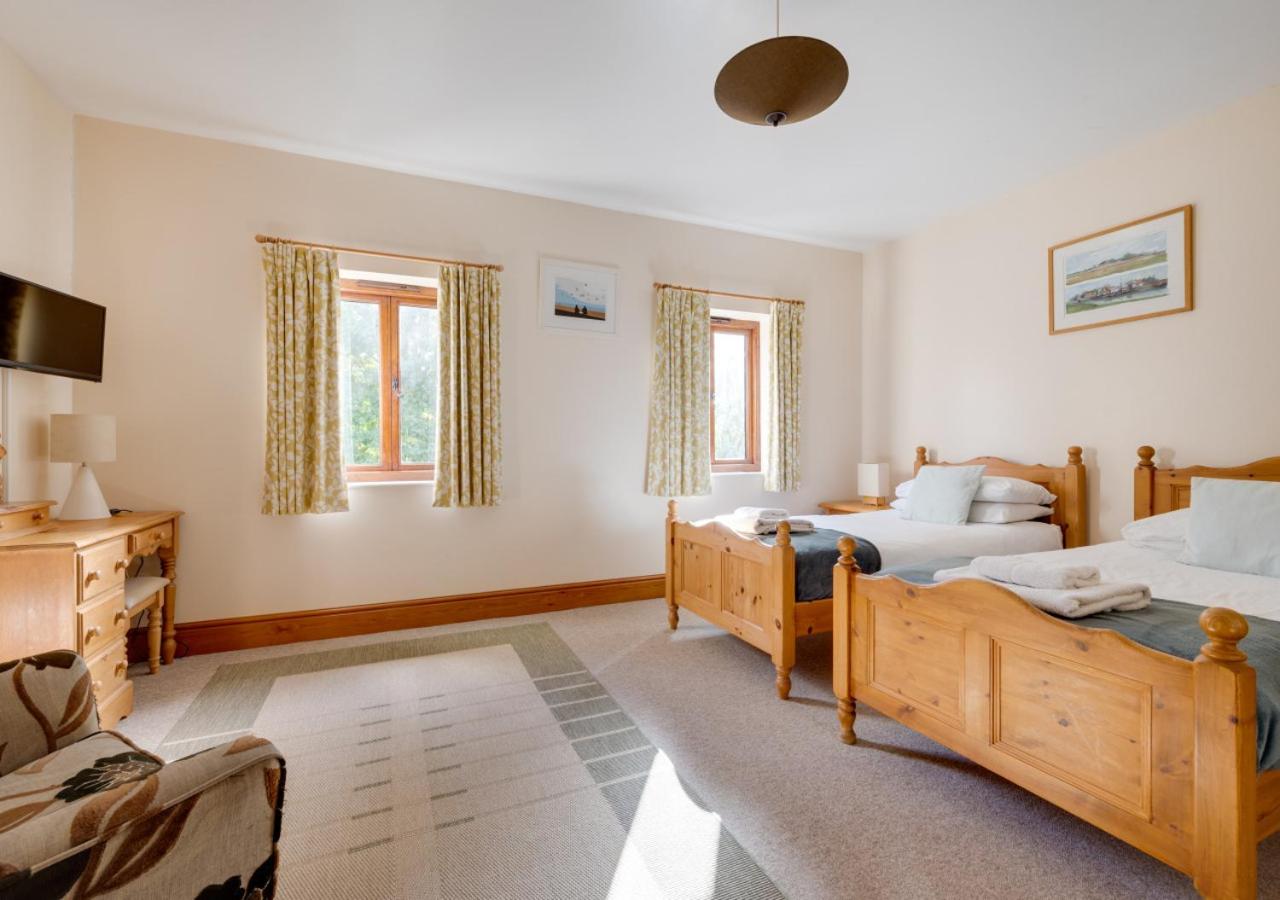 Buttercup Lodge