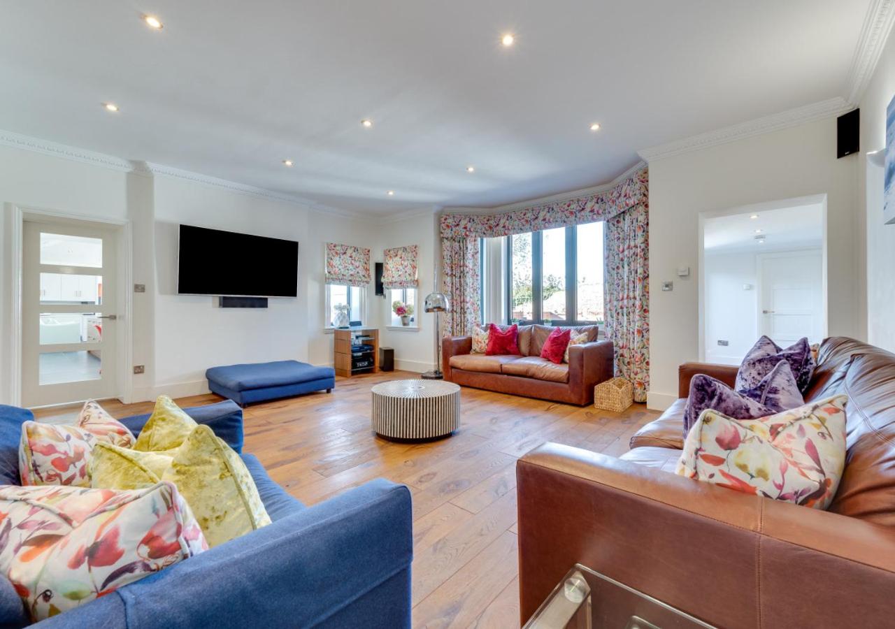 4 Bed in Southwold oc-cast view 2