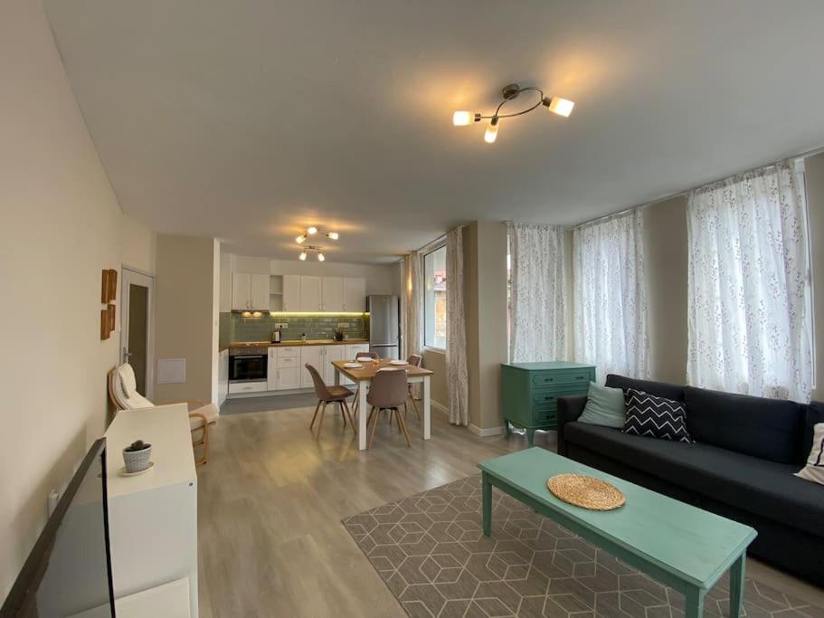 Aprilov Apartment