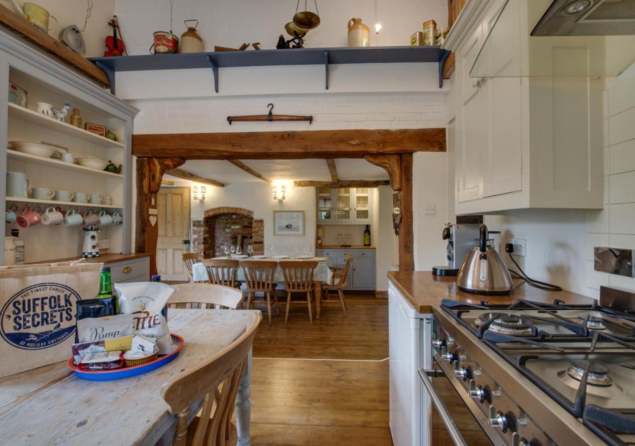 4 Bed in Wrentham oc-hdress