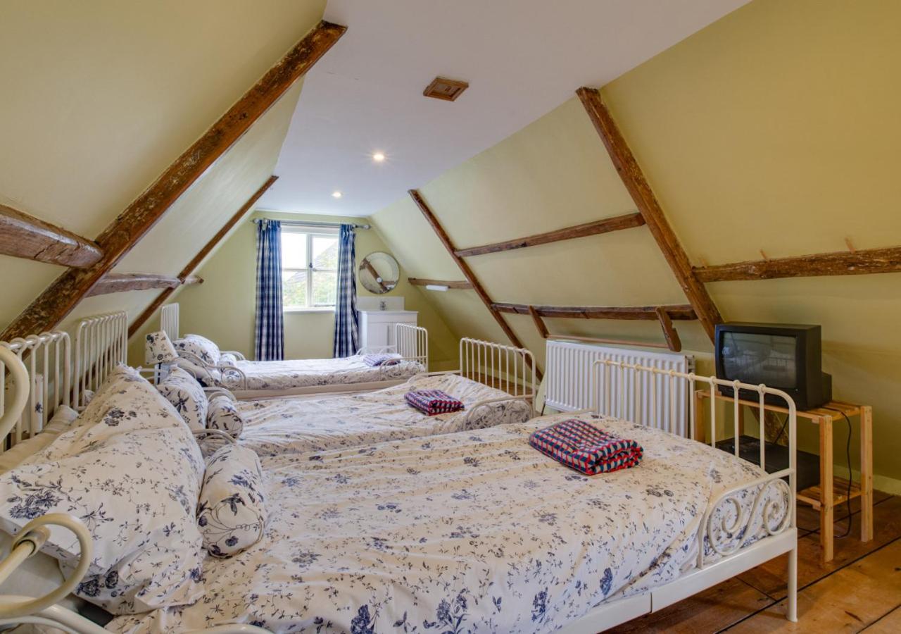 4 Bed in Wrentham oc-hdress