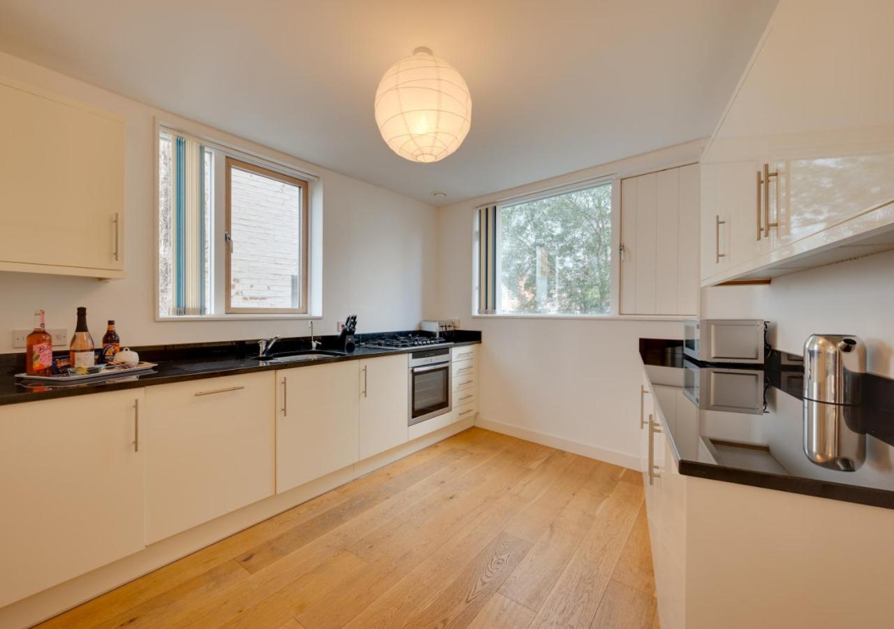 3 Bed in Southwold oc-ftw
