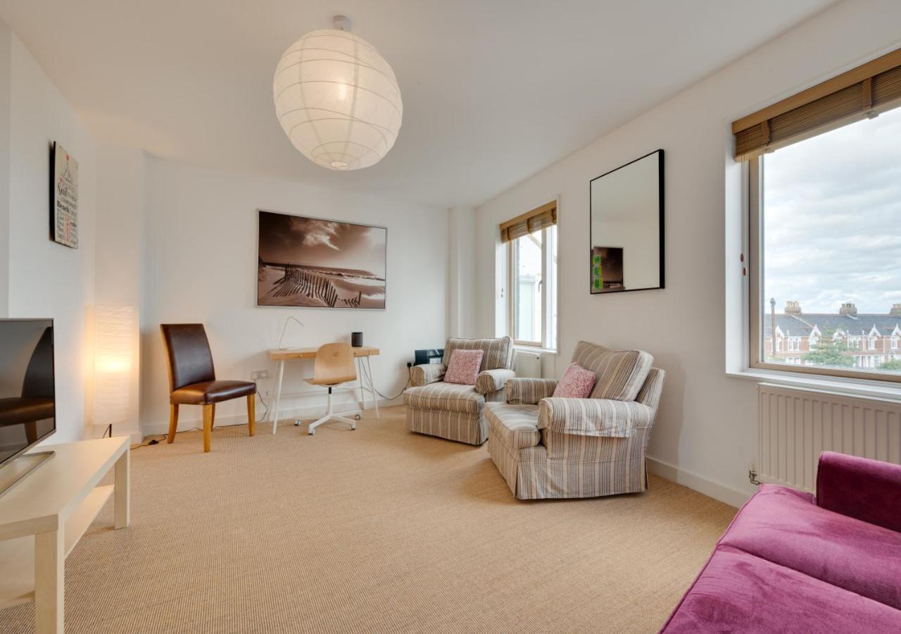 3 Bed in Southwold oc-ftw