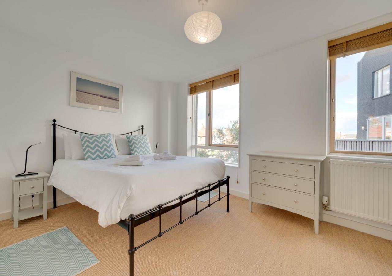 3 Bed in Southwold oc-ftw