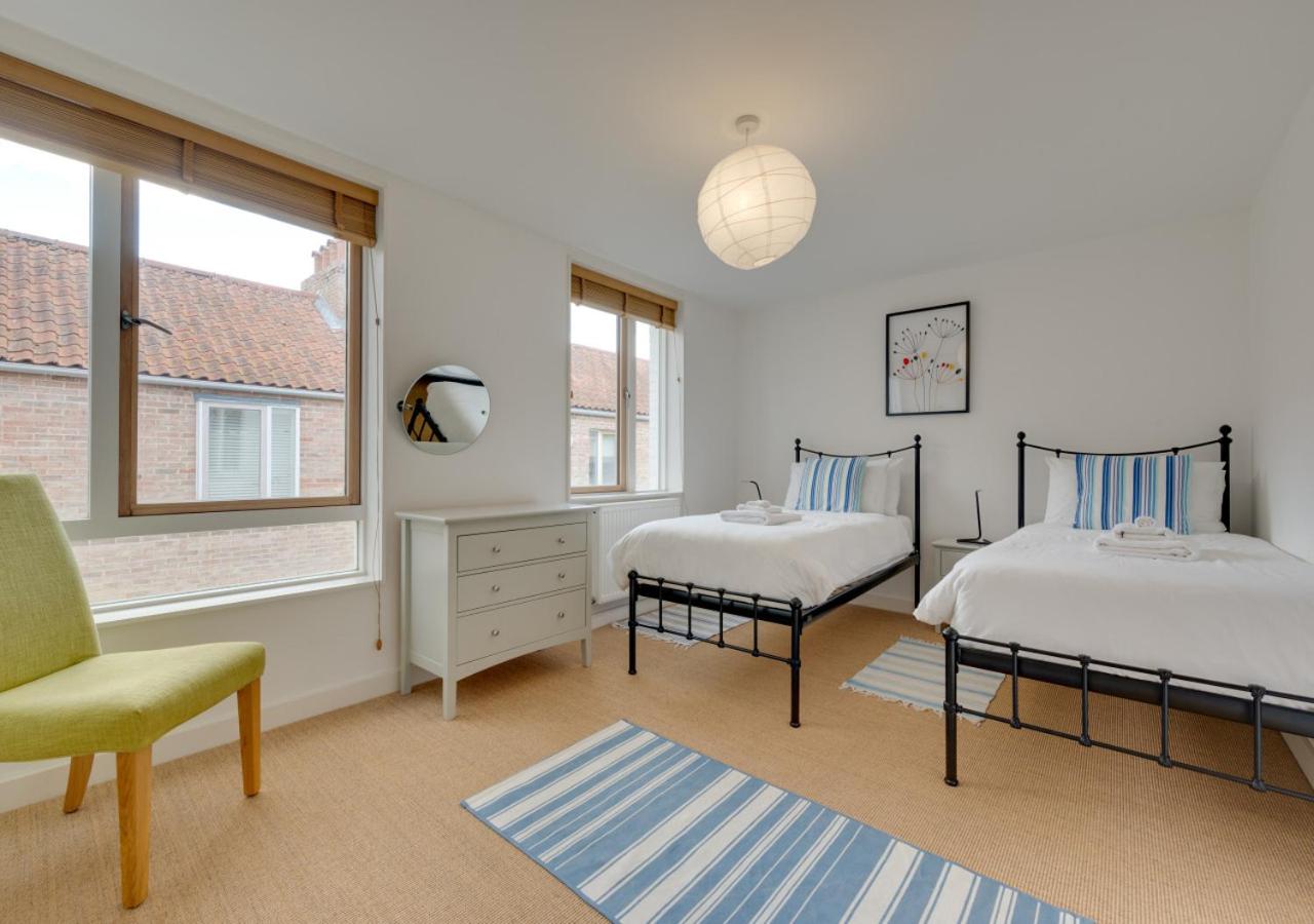 3 Bed in Southwold oc-ftw
