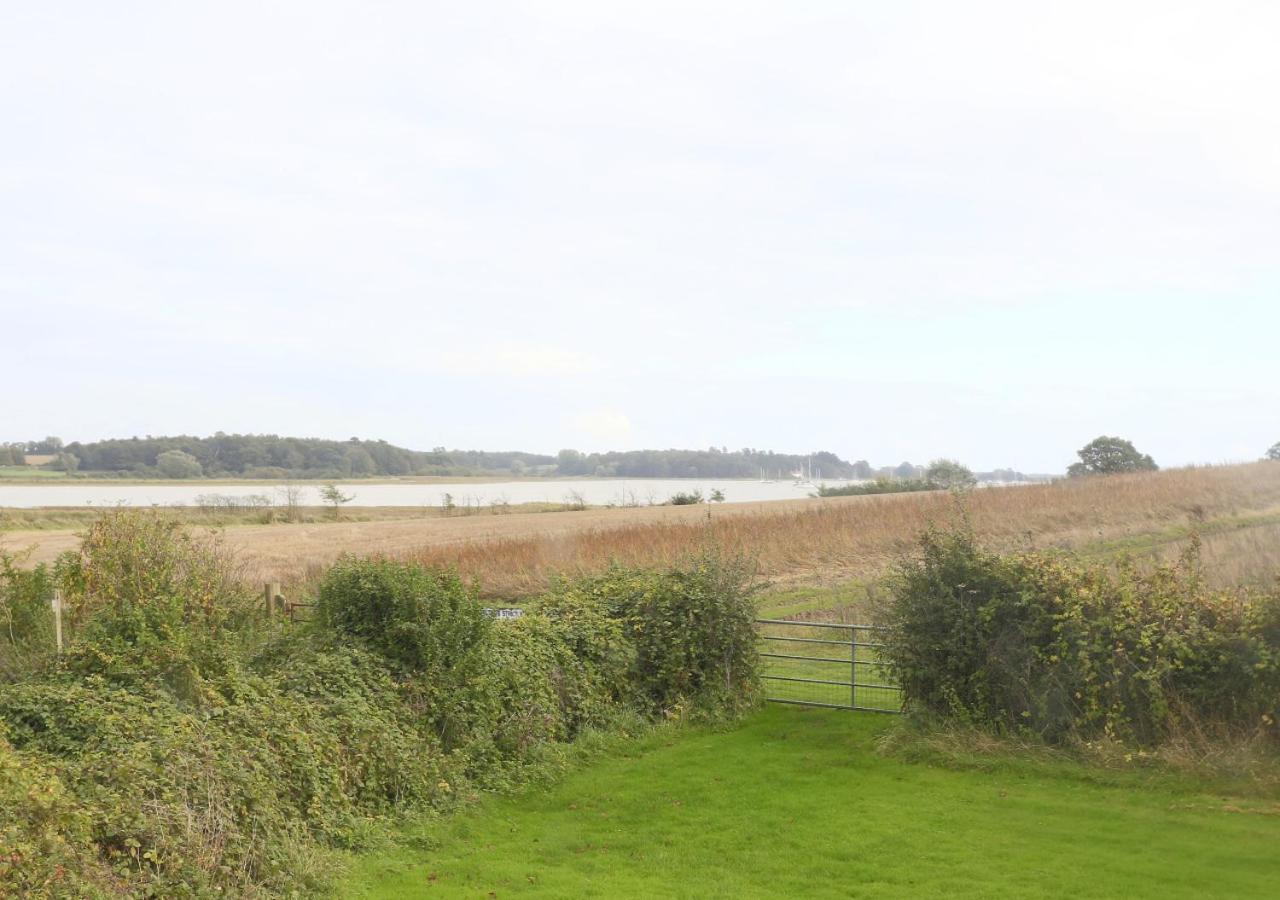 3 Bed in Hemley oc-g91