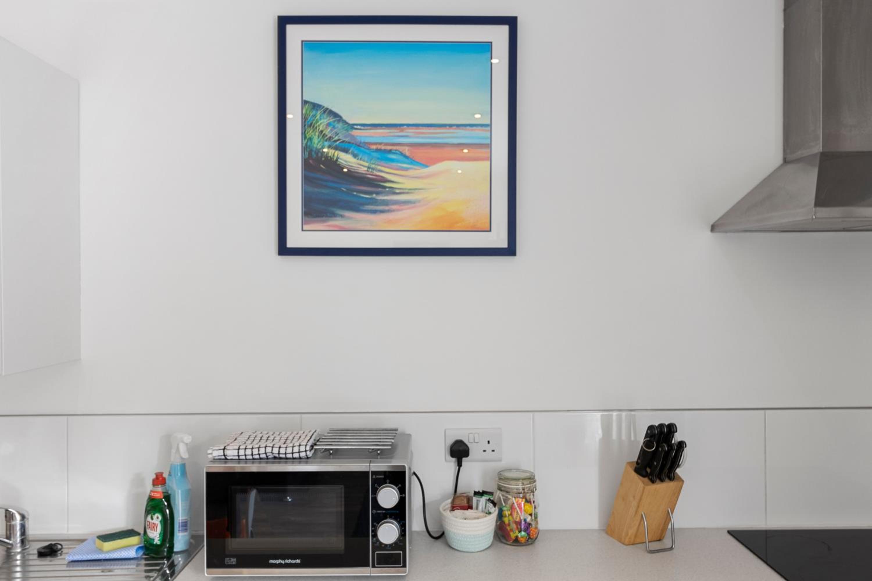 City Centre Studio Apartments - Eden Apartment - Short Stays UK Ltd