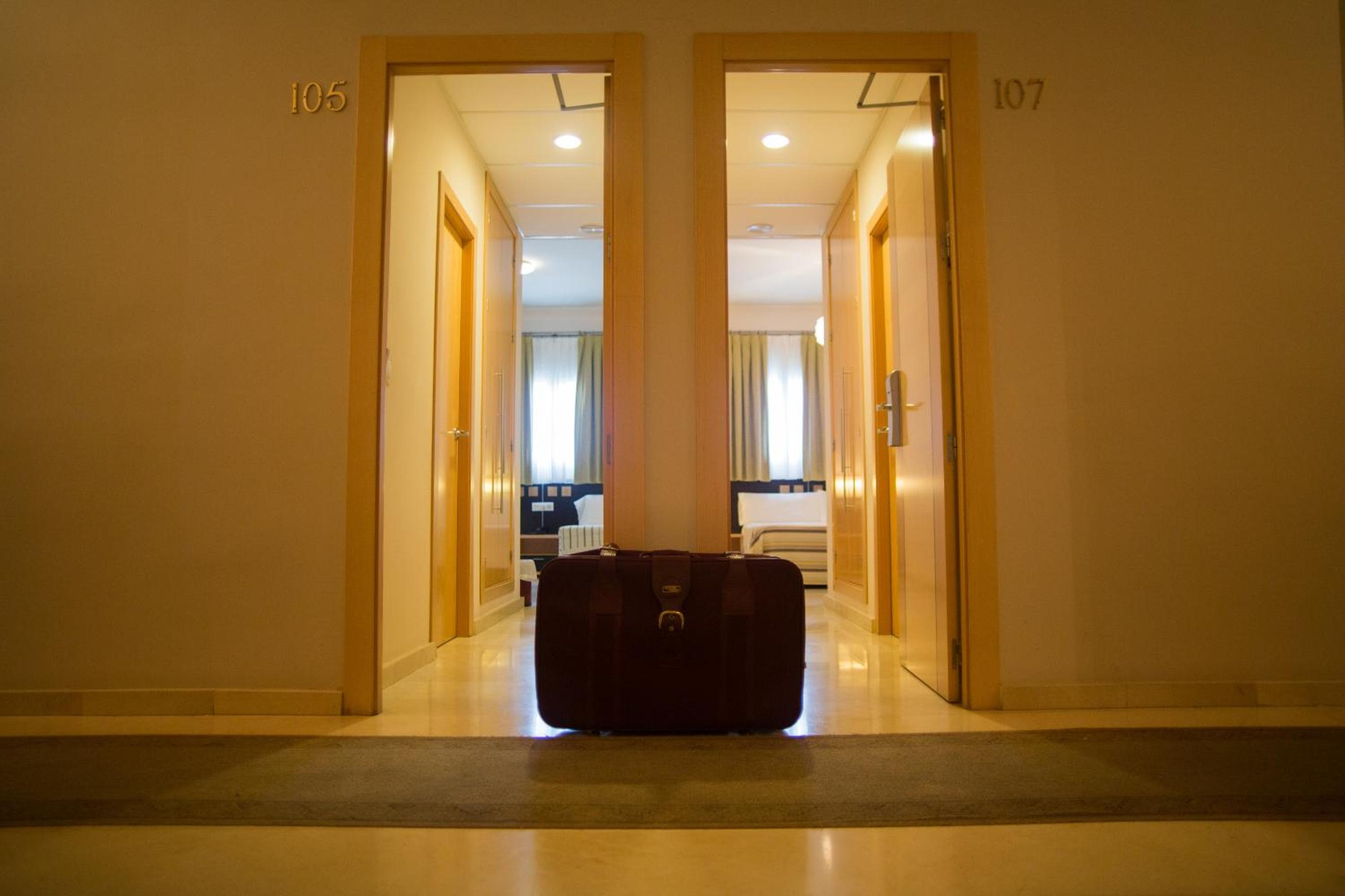 hotel room