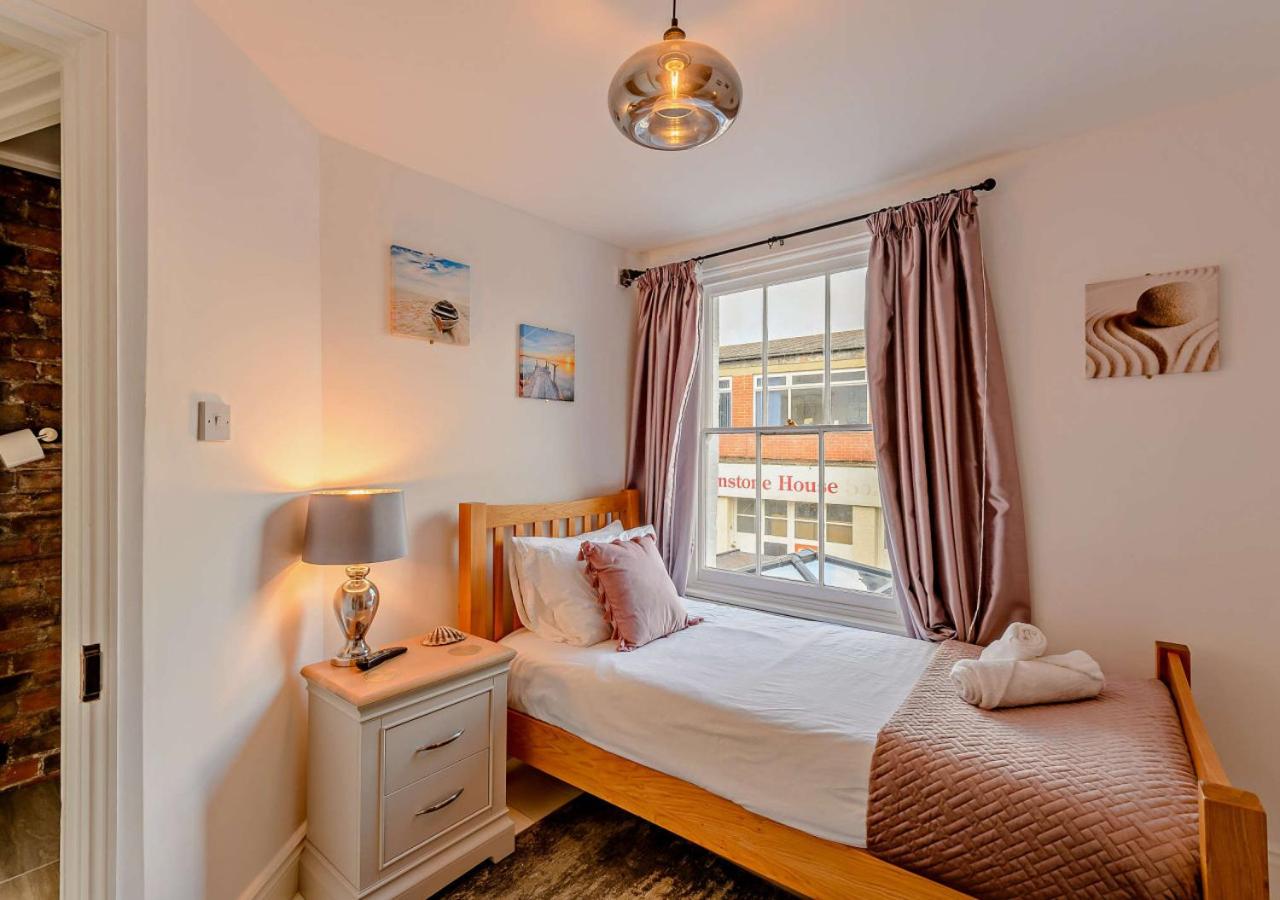 4 Bed in Ramsgate oc-h27178