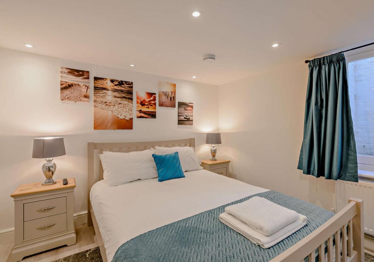 4 Bed in Ramsgate oc-h27178