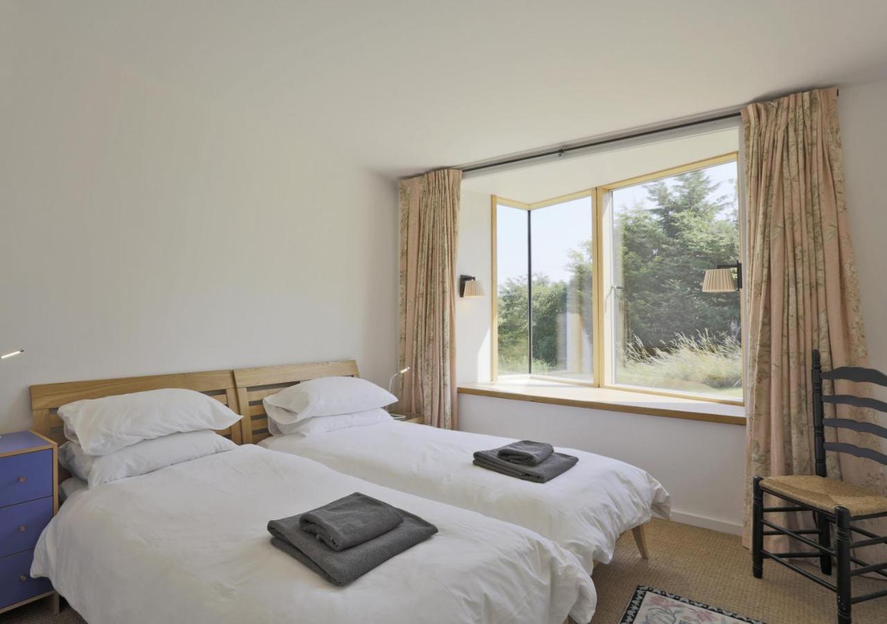 3 Bed in Bramfield oc-hglenv