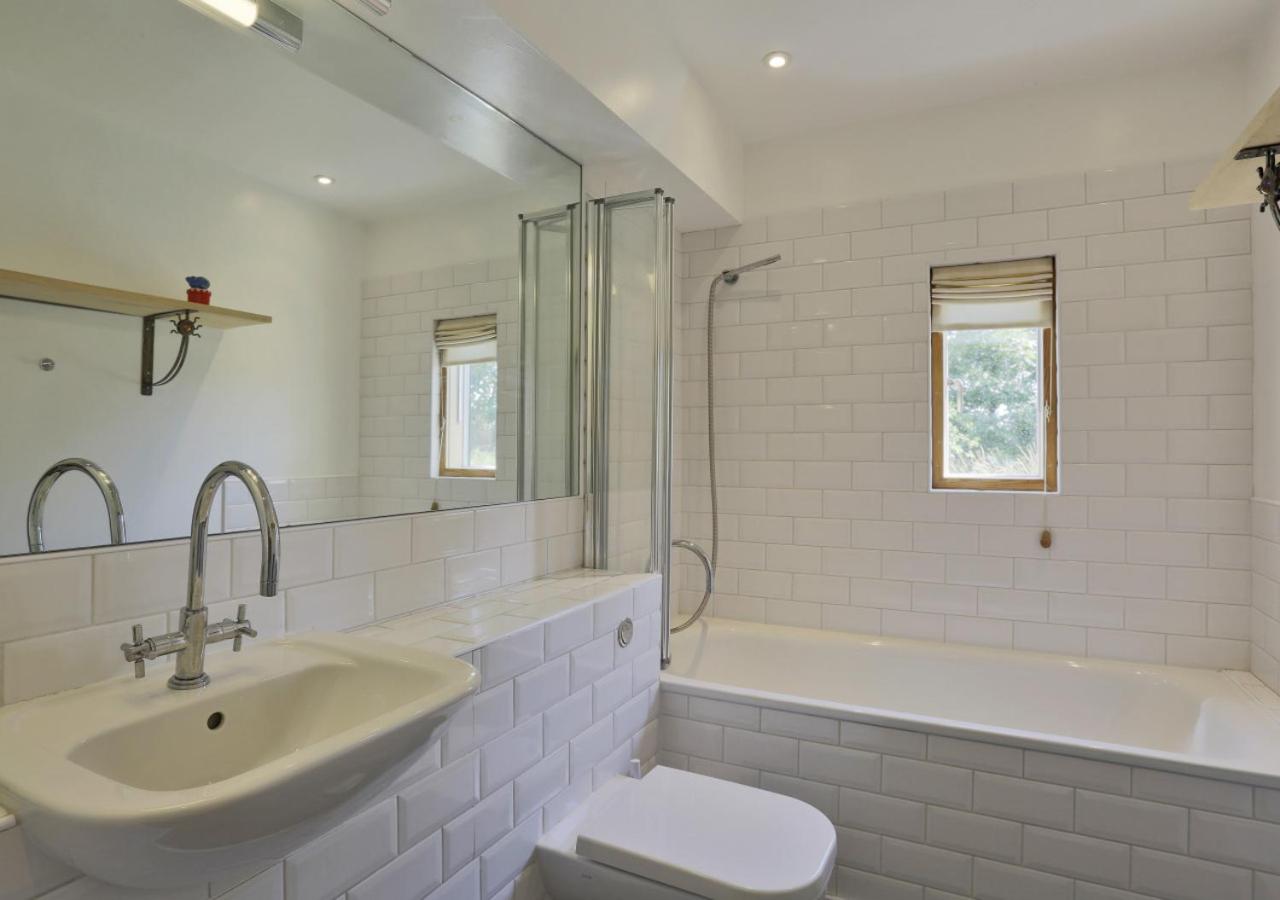3 Bed in Bramfield oc-hglenv
