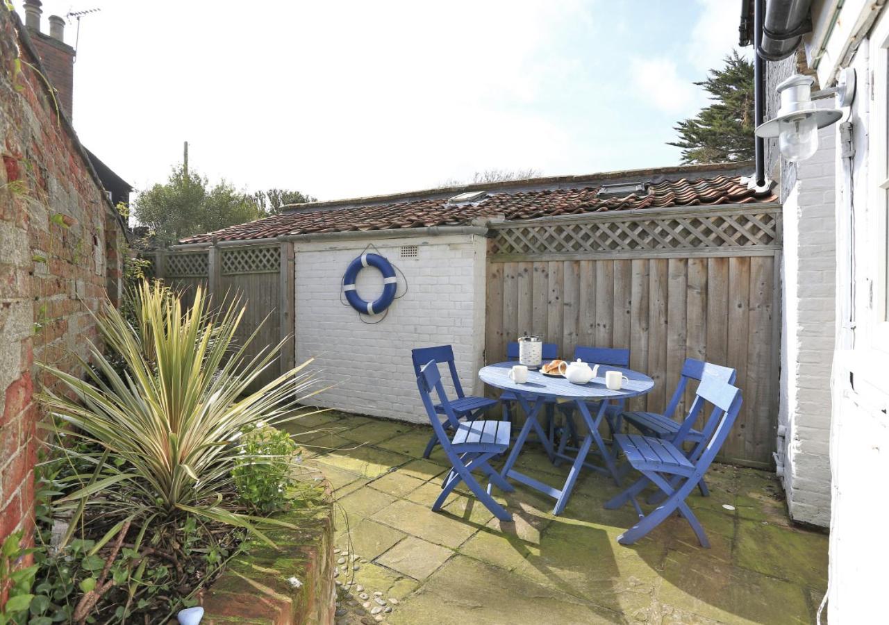 3 Bed in Southwold oc-aafish
