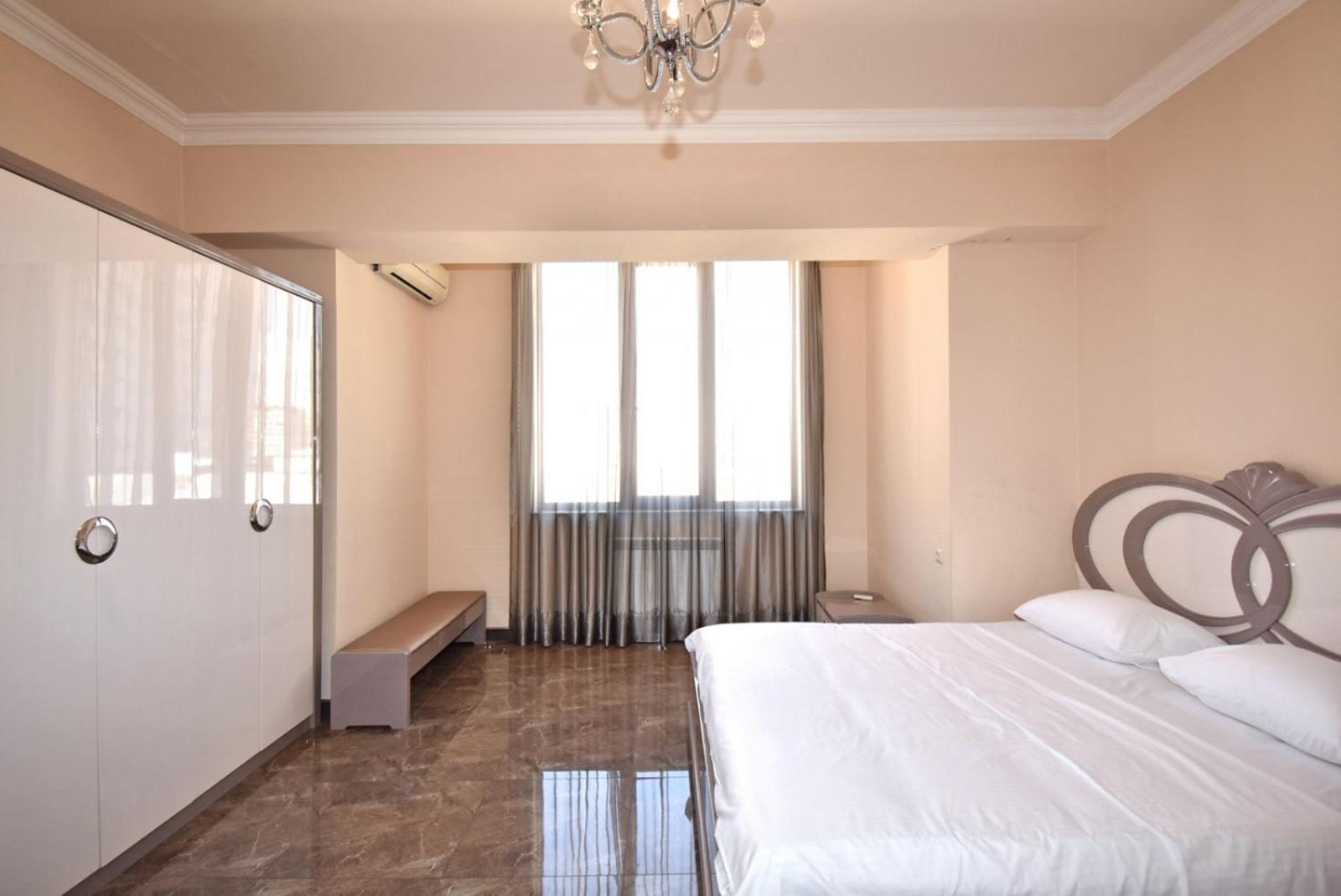 Teryan street, 4 bedrooms Luxury, Unique apartment TT888