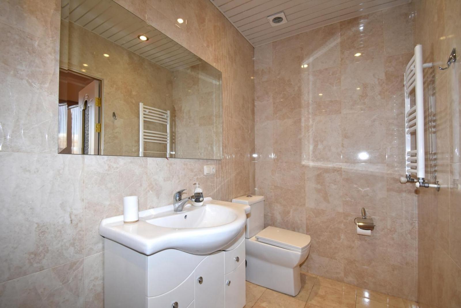 Teryan street, 4 bedrooms Luxury, Unique apartment TT888