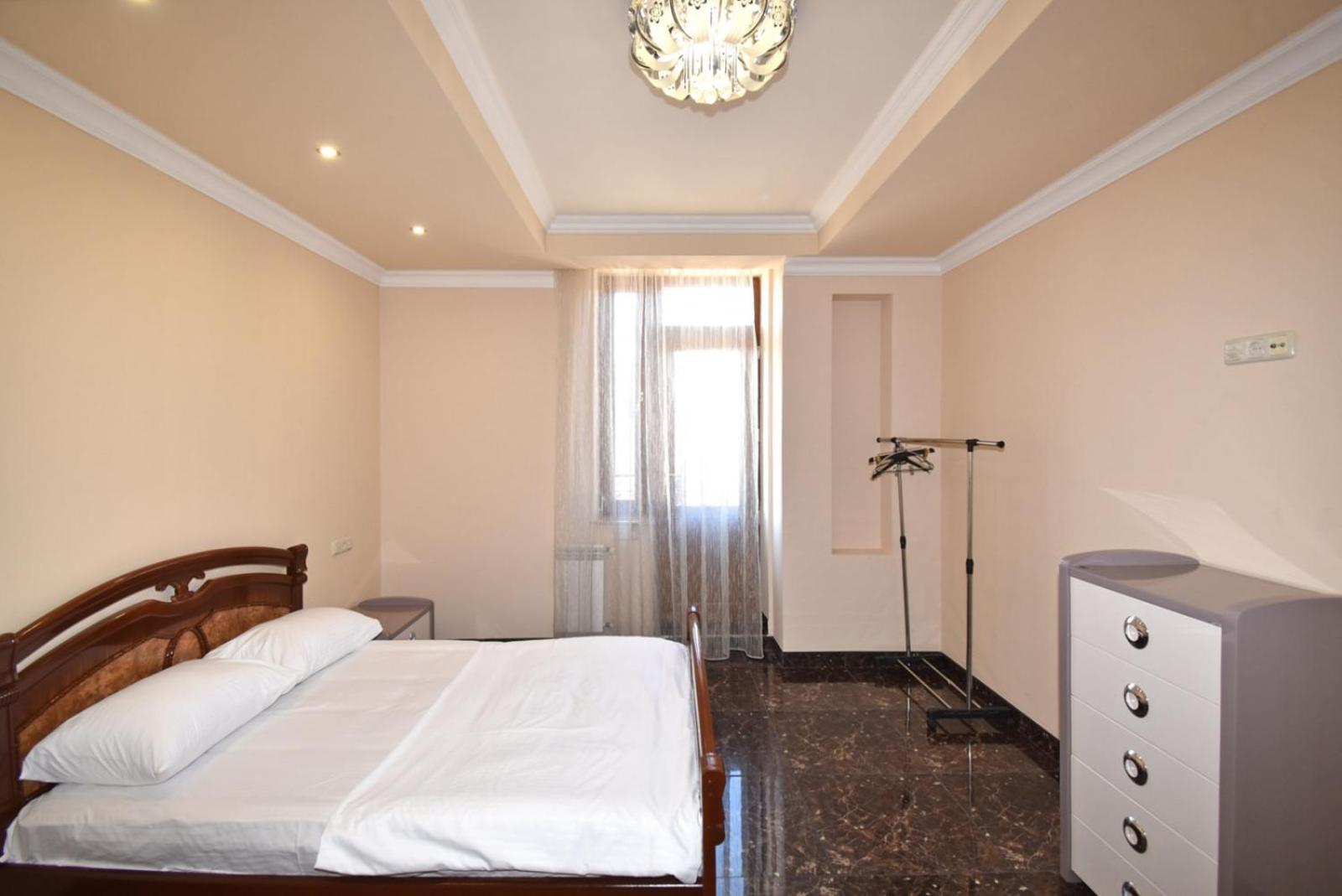 Teryan street, 4 bedrooms Luxury, Unique apartment TT888