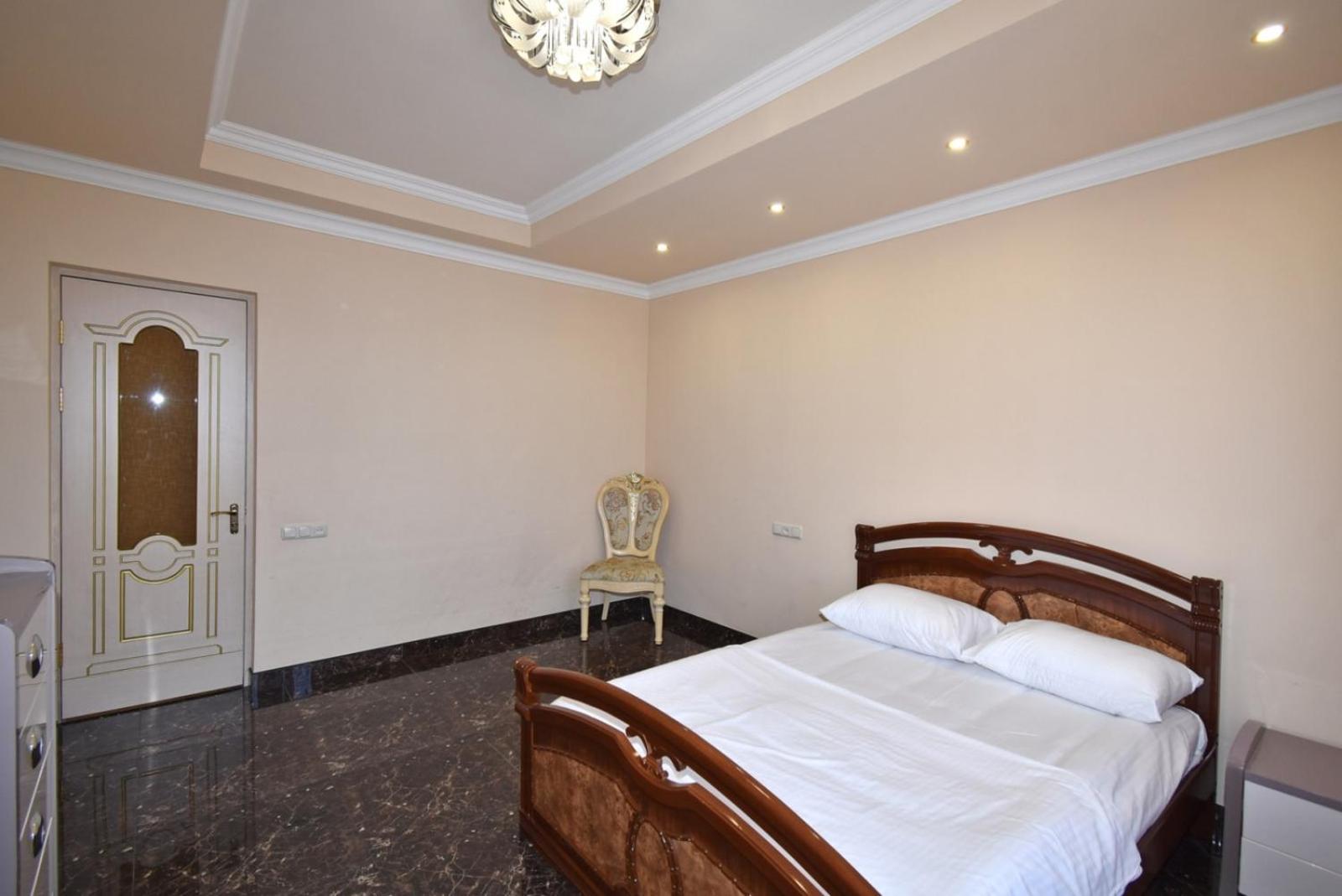 Teryan street, 4 bedrooms Luxury, Unique apartment TT888