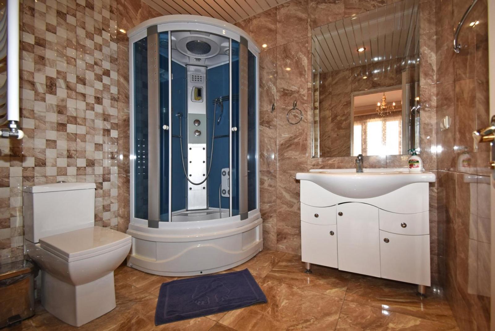 Teryan street, 4 bedrooms Luxury, Unique apartment TT888