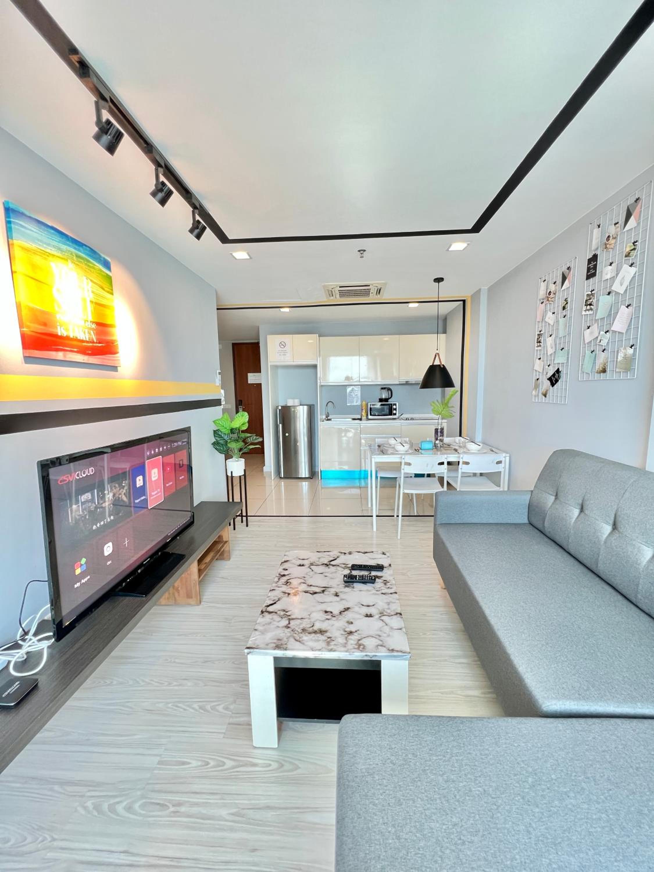Cozy Living Sky Apartment