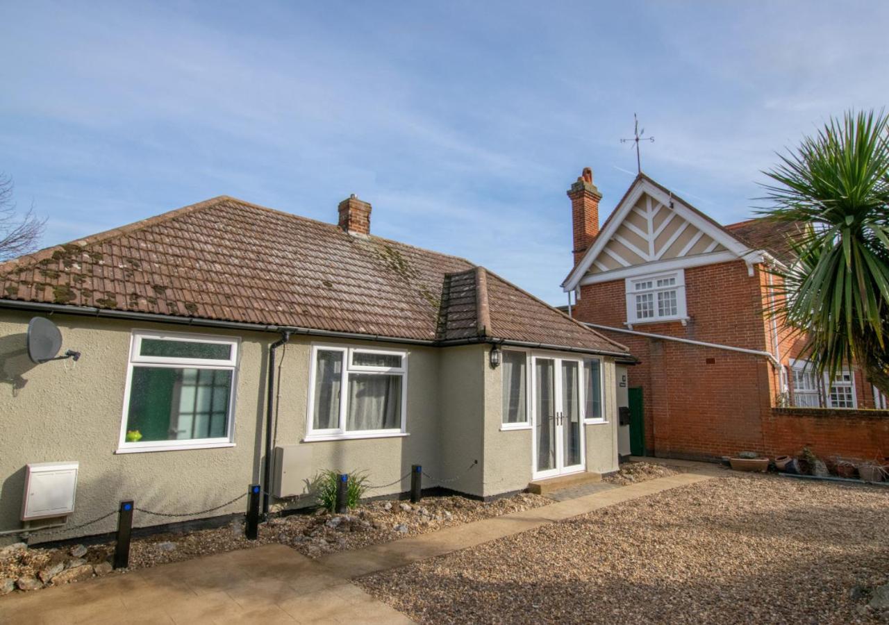 2 Bed in Felixstowe oc-hideo