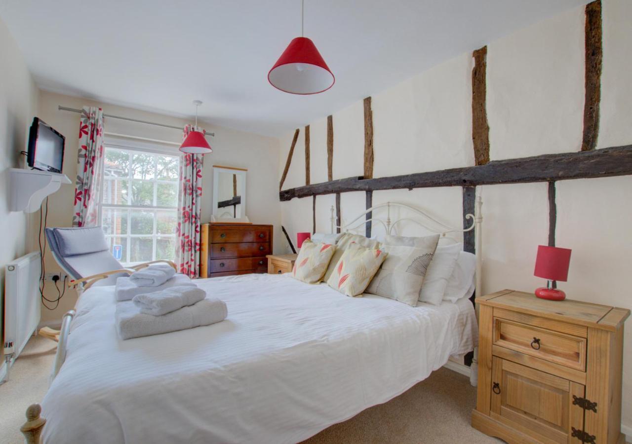 2 Bed in Southwold oc-hsc