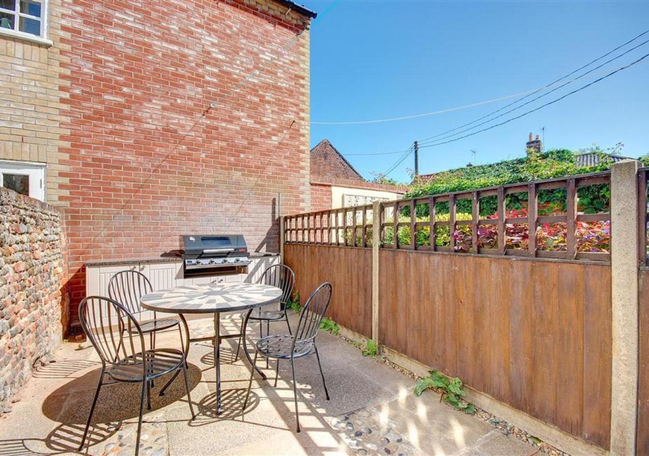 2 Bed in Southwold oc-hsc