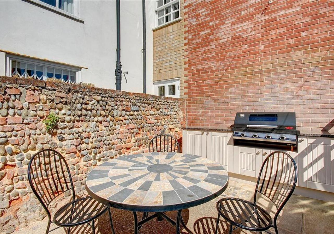 2 Bed in Southwold oc-hsc