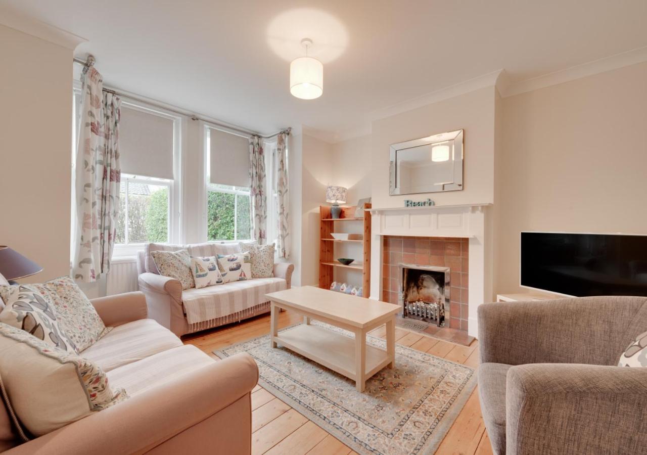 2 Bed in Southwold oc-kin