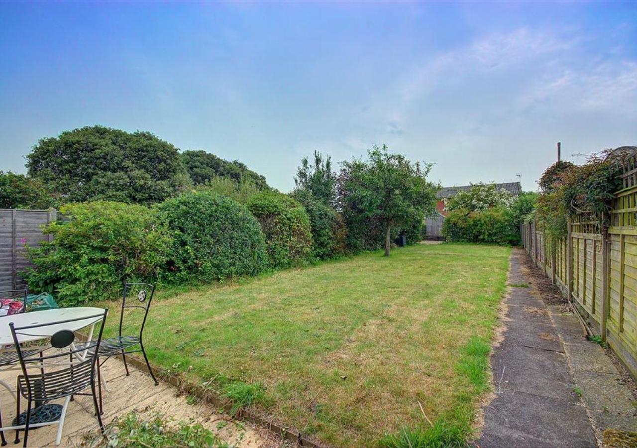 2 Bed in Southwold oc-kin