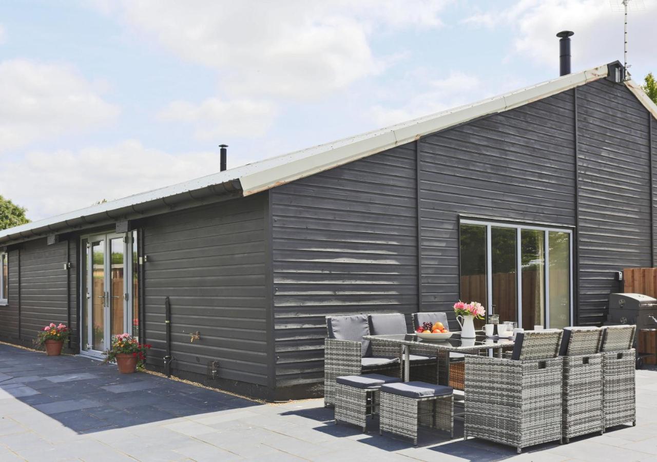 4 Bed in Barsham oc-lbarn