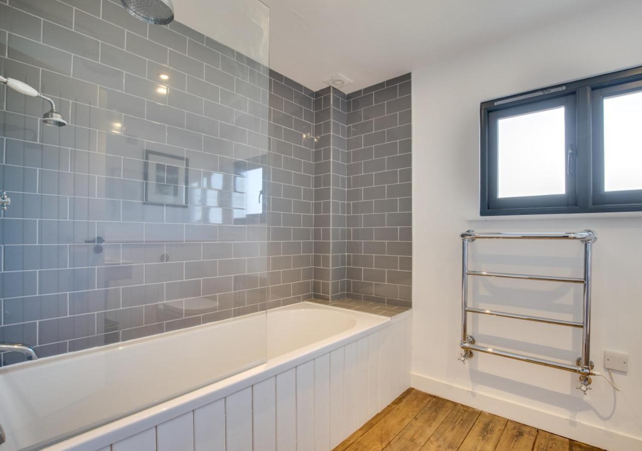 5 Bed in Walberswick oc-lev