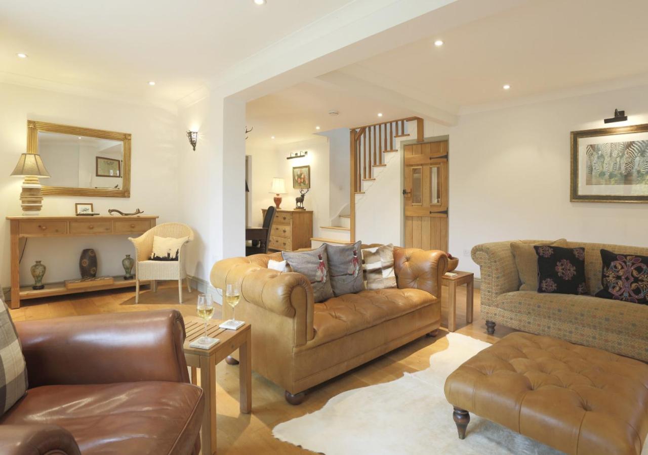 3 Bed in Ufford oc-sfmea