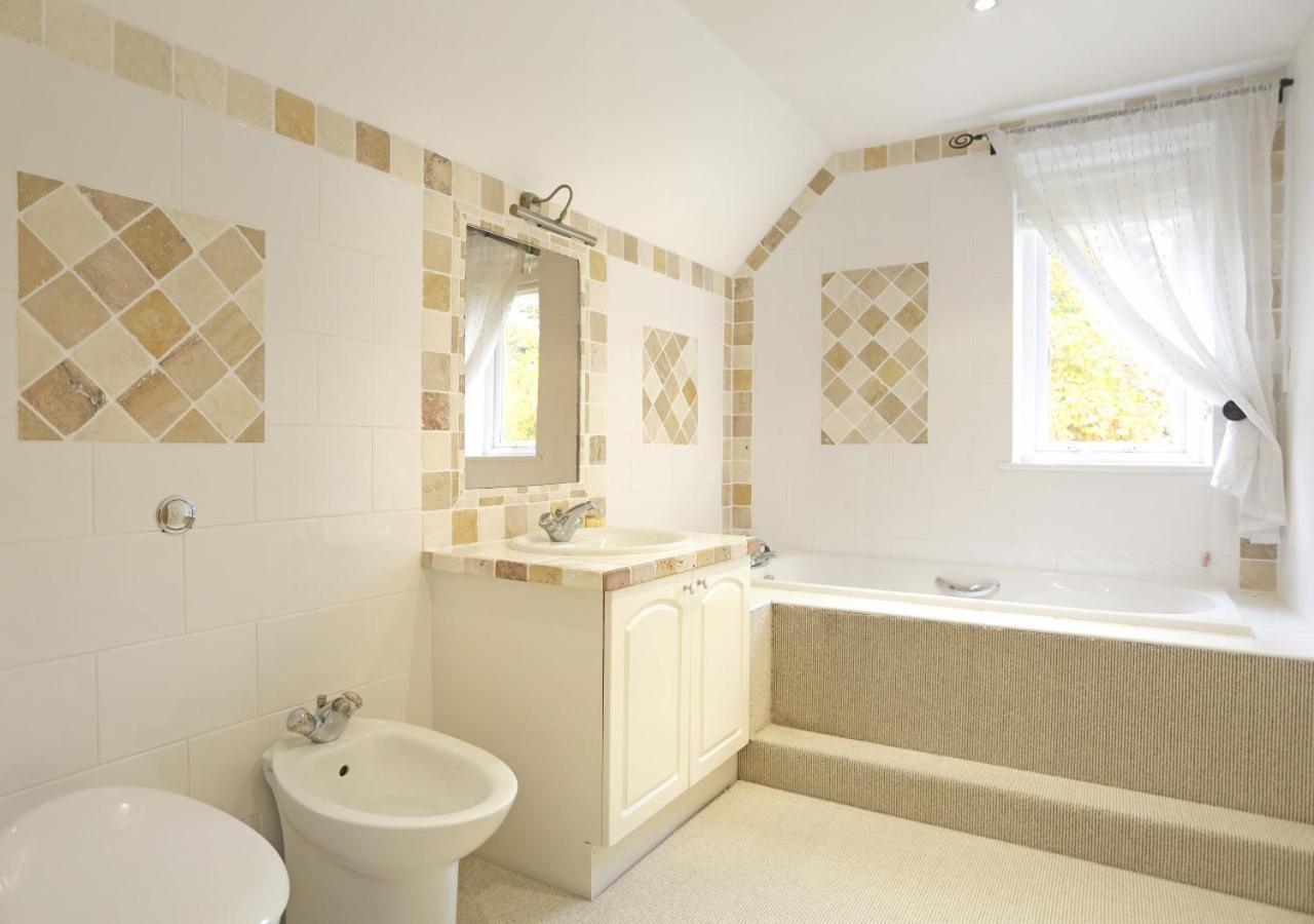 3 Bed in Ufford oc-sfmea