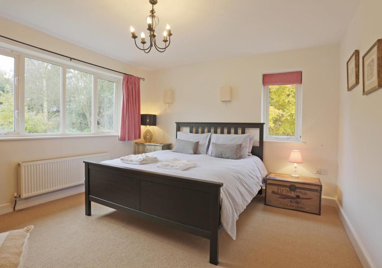3 Bed in Ufford oc-sfmea