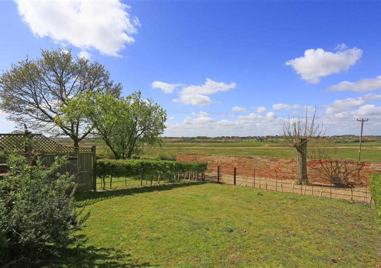 4 Bed in Halesworth oc-mdh
