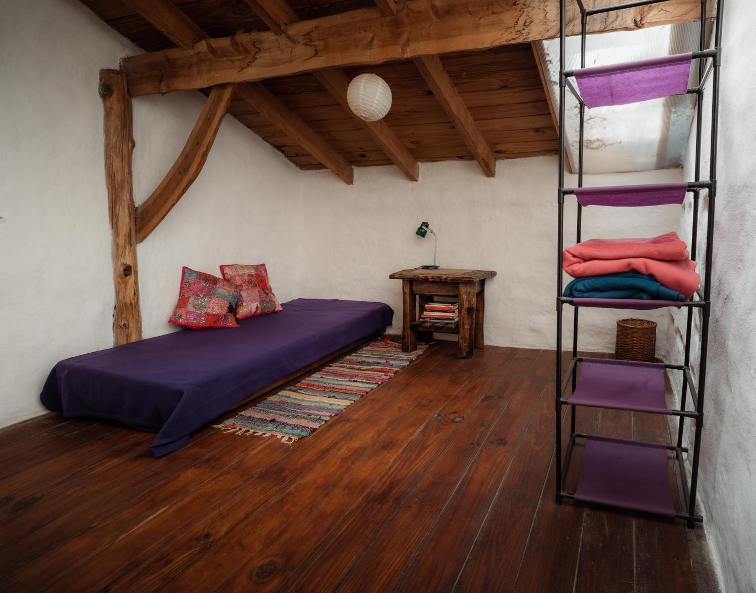 Casita depto en el bosque