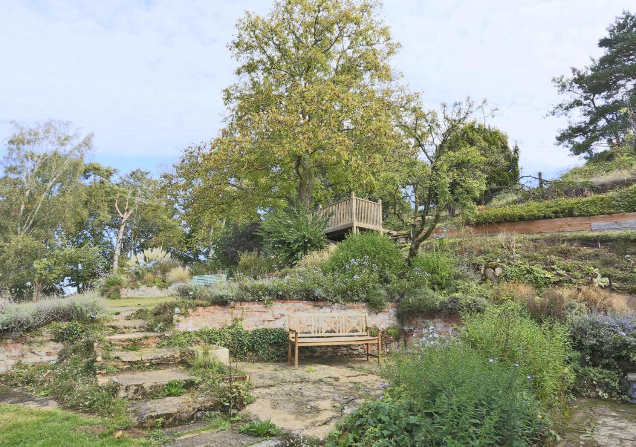 2 Bed in Ufford oc-sfmcu