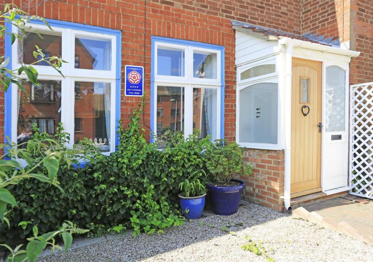2 Bed in Woodbridge oc-g23