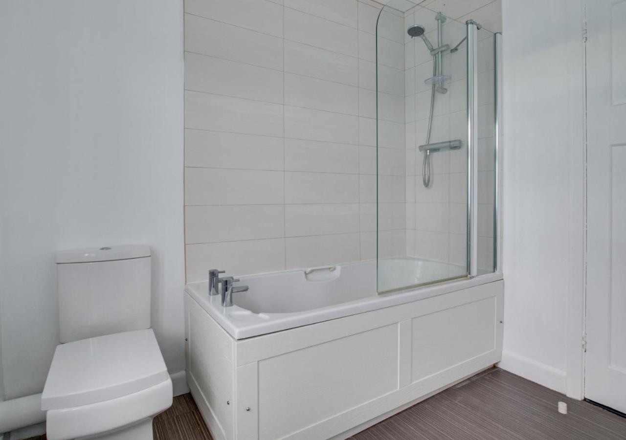 2 Bed in Woodbridge oc-g23