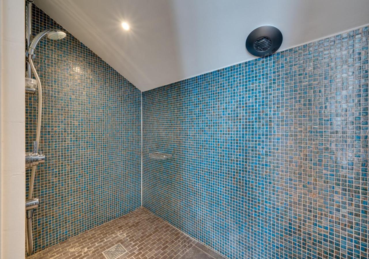 3 Bed in Southwold oc-aanels