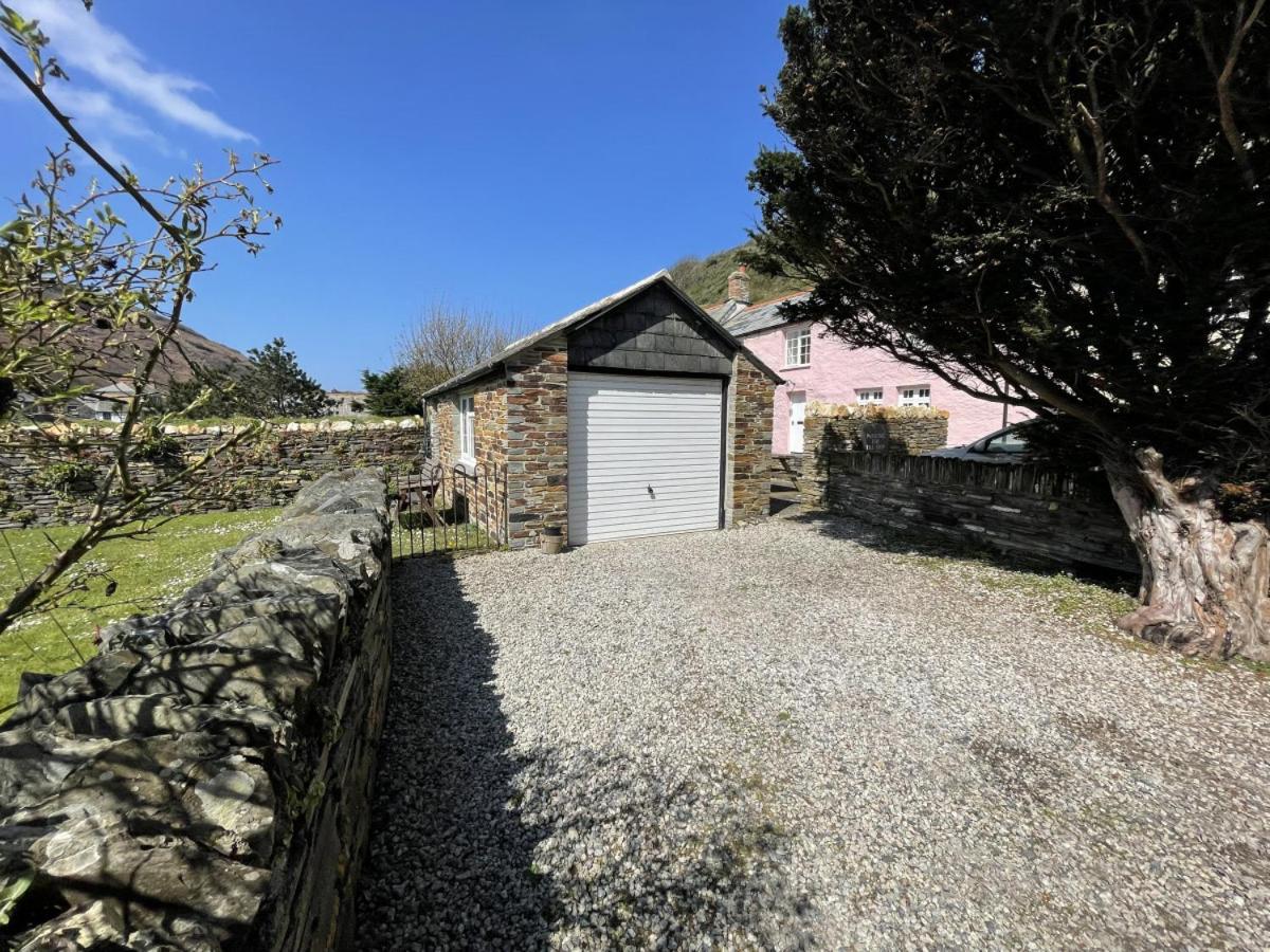 The Brewhouse Boscastle Harbour