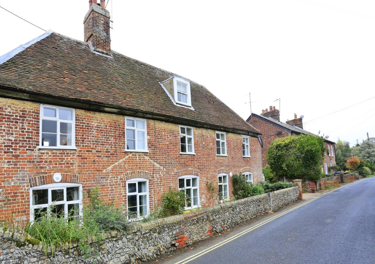 4 Bed in Orford oc-obh2 view 5