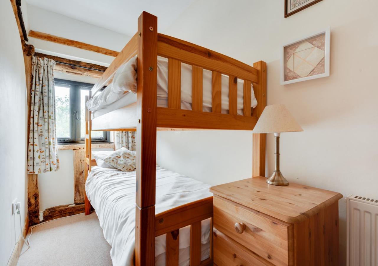 4 Bed in Wattisham oc-obwat
