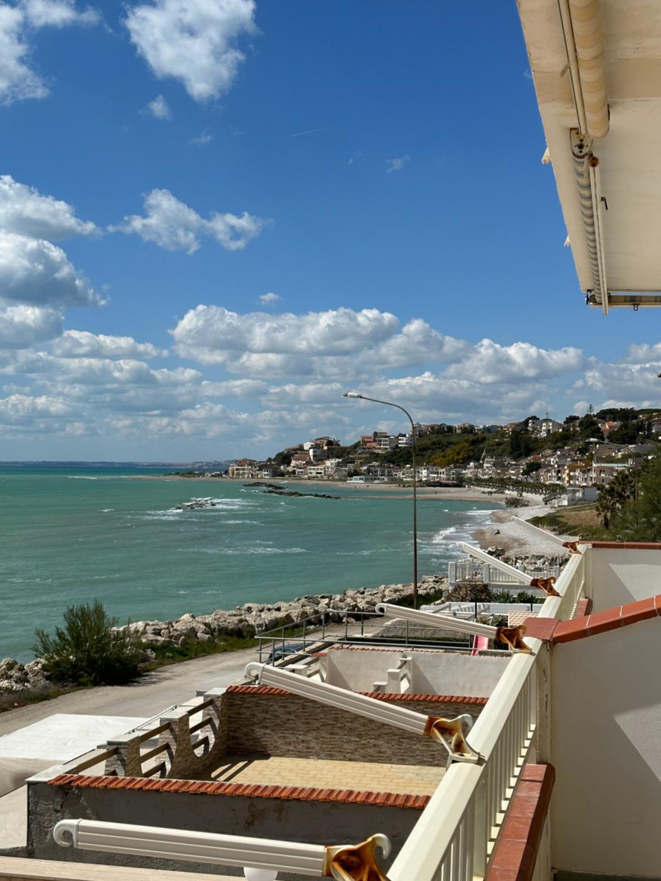 •Oscar Sea Home• view 4