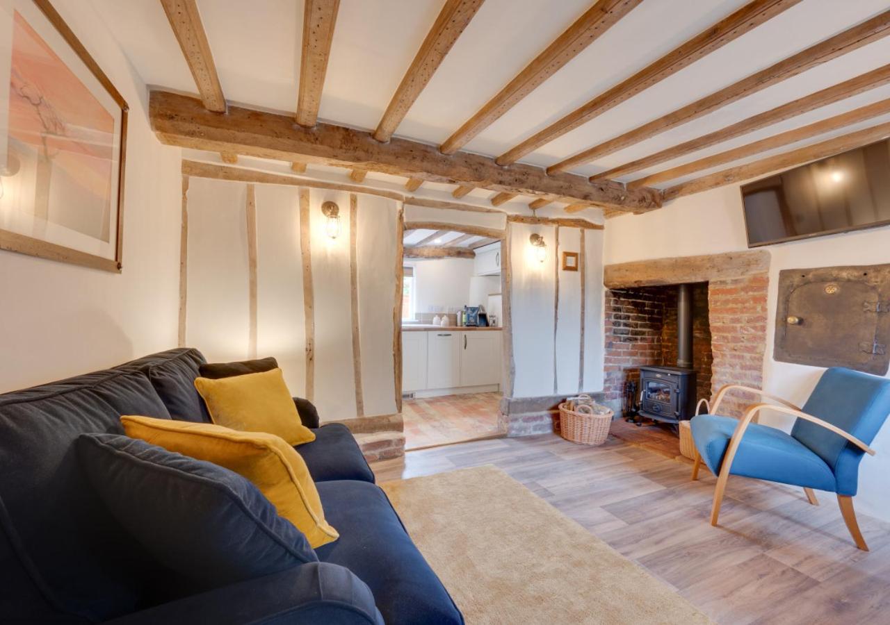 2 Bed in Saxtead oc-pera view 2