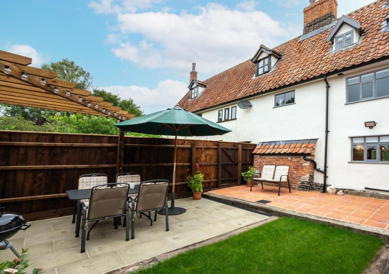 2 Bed in Saxtead oc-pera view 3
