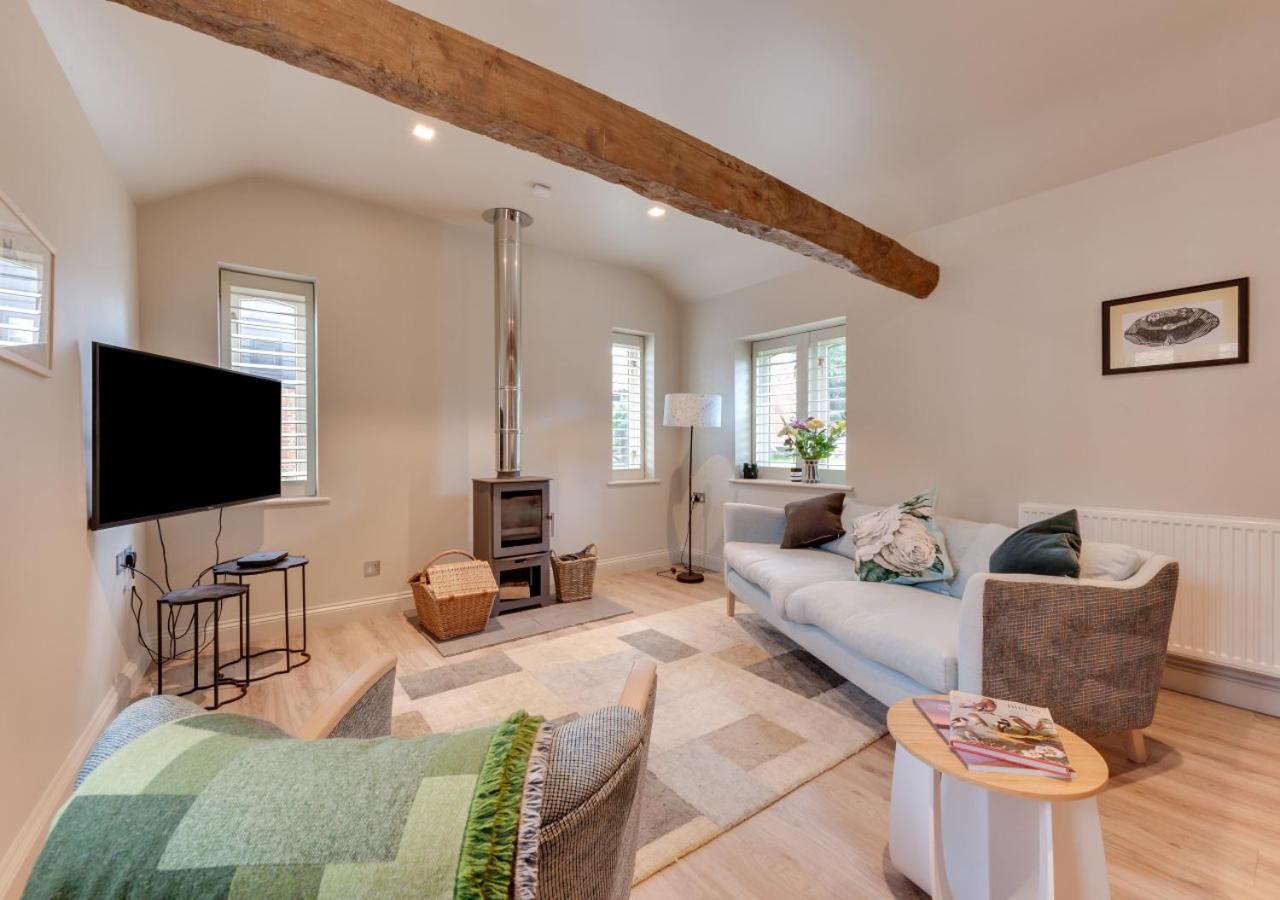2 Bed in Middleton oc-rfb view 3